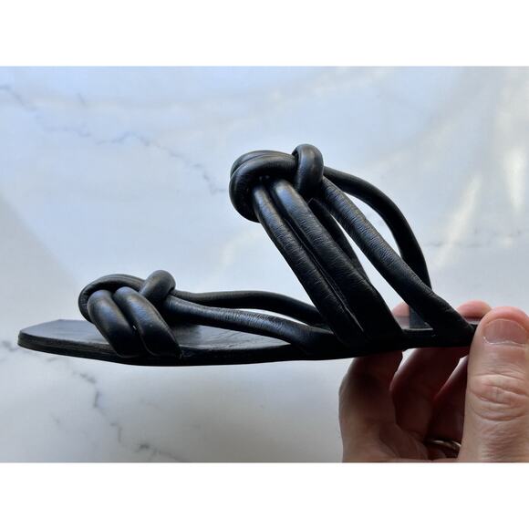 Zara Woman’s Black‎ Tube Leather Flat Sandals size 6 NWT - Picture 10 of 10